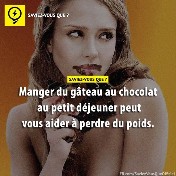 Manger du gâteau au chocolat au petit déjeuner peut vous aider à perdre du poids.