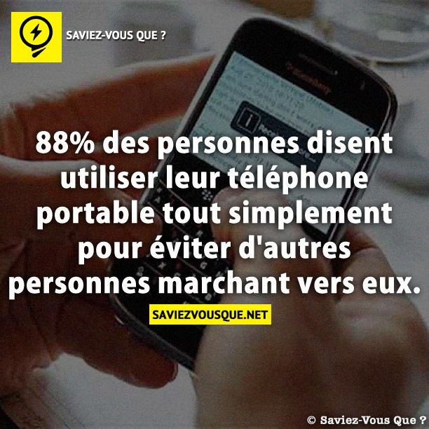 88% des personnes disent utiliser leur téléphone portable tout simplement pour éviter d&#039;autres personnes marchant vers eux.