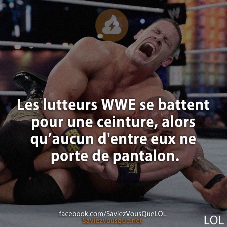 Les lutteurs WWE se battent pour une ceinture, alors qu’aucun d'entre eux ne porte de pantalon.