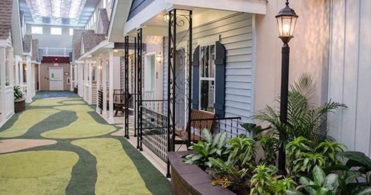 Cette maison de retraite personnalise les chambres en petites maisons de quartier