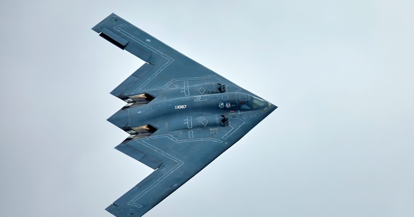 Défi nucléaire ou théâtre géopolitique : Trump fait survoler des bombardiers stratégiques au sommet avec Poutine