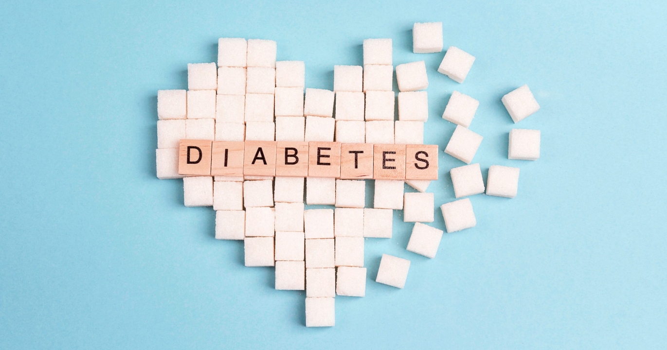 Un implant sous-cutané invisible qui brise enfin les chaînes du diabète de type 1