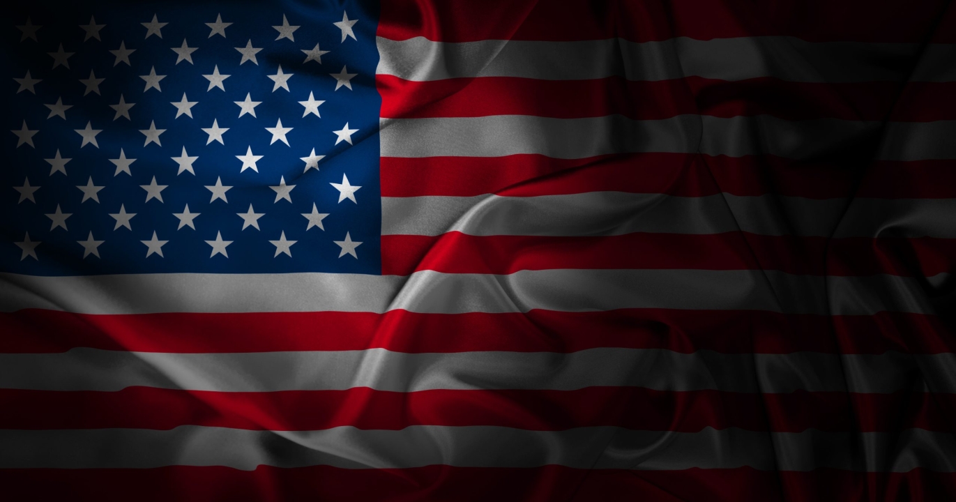 « Mettez-les en prison ou sortez-les de ce pays ! » – Bannon déclare la guerre après l&#039;assassinat de Kirk