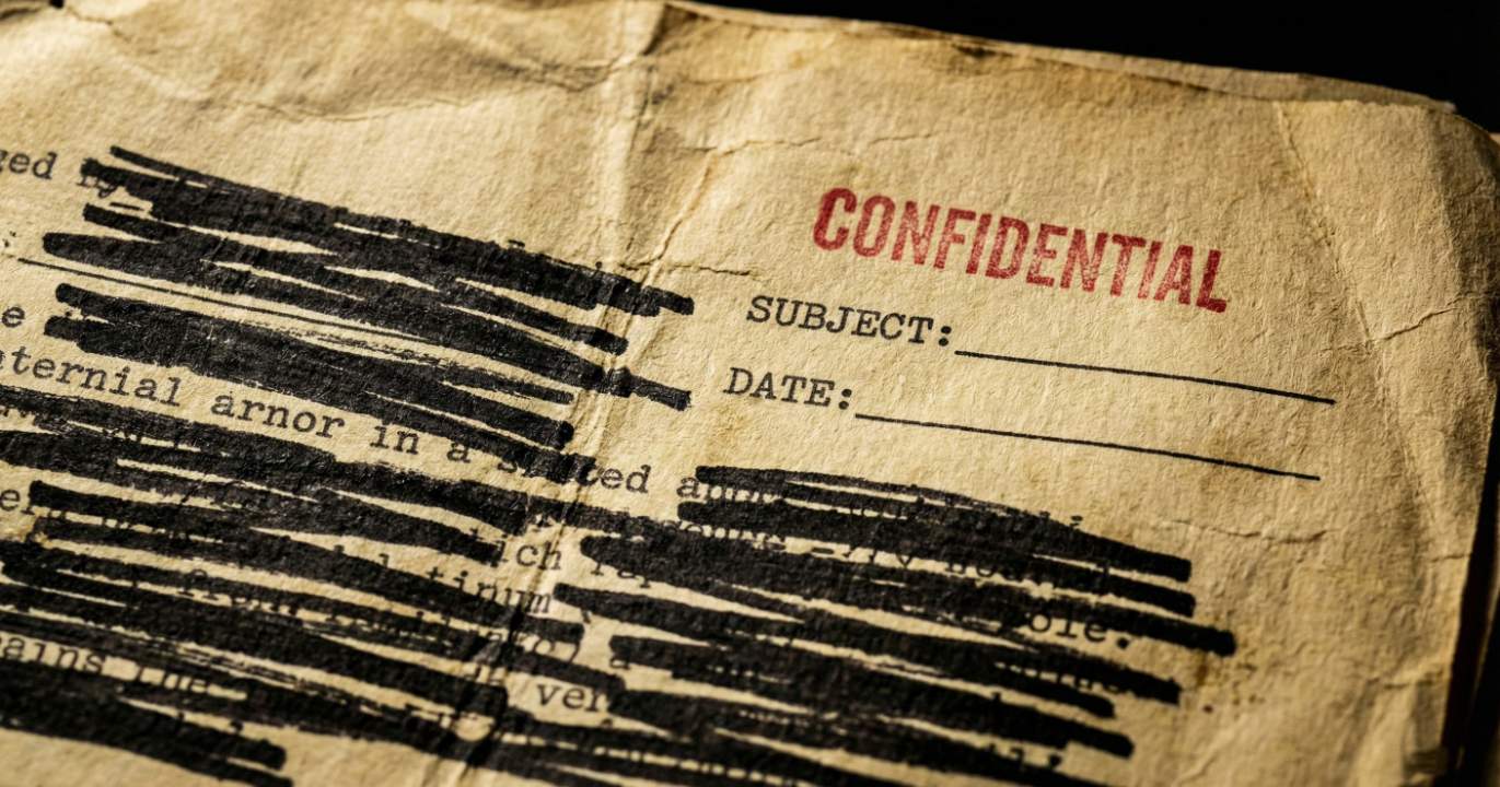 BILLET : Epstein, six noms occultés et l’Amérique en colère — « Honte à vous ! »