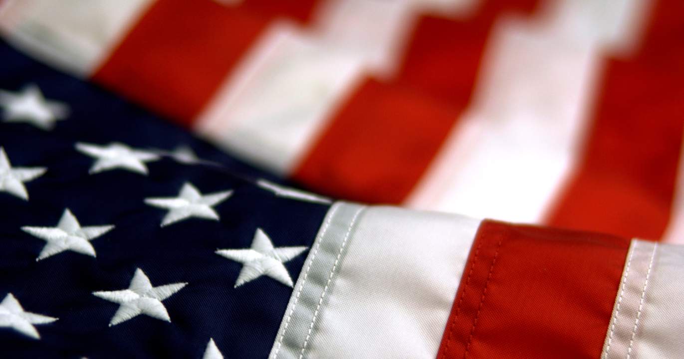 Le précédent international : quand les démocraties instrumentalisent leurs polices