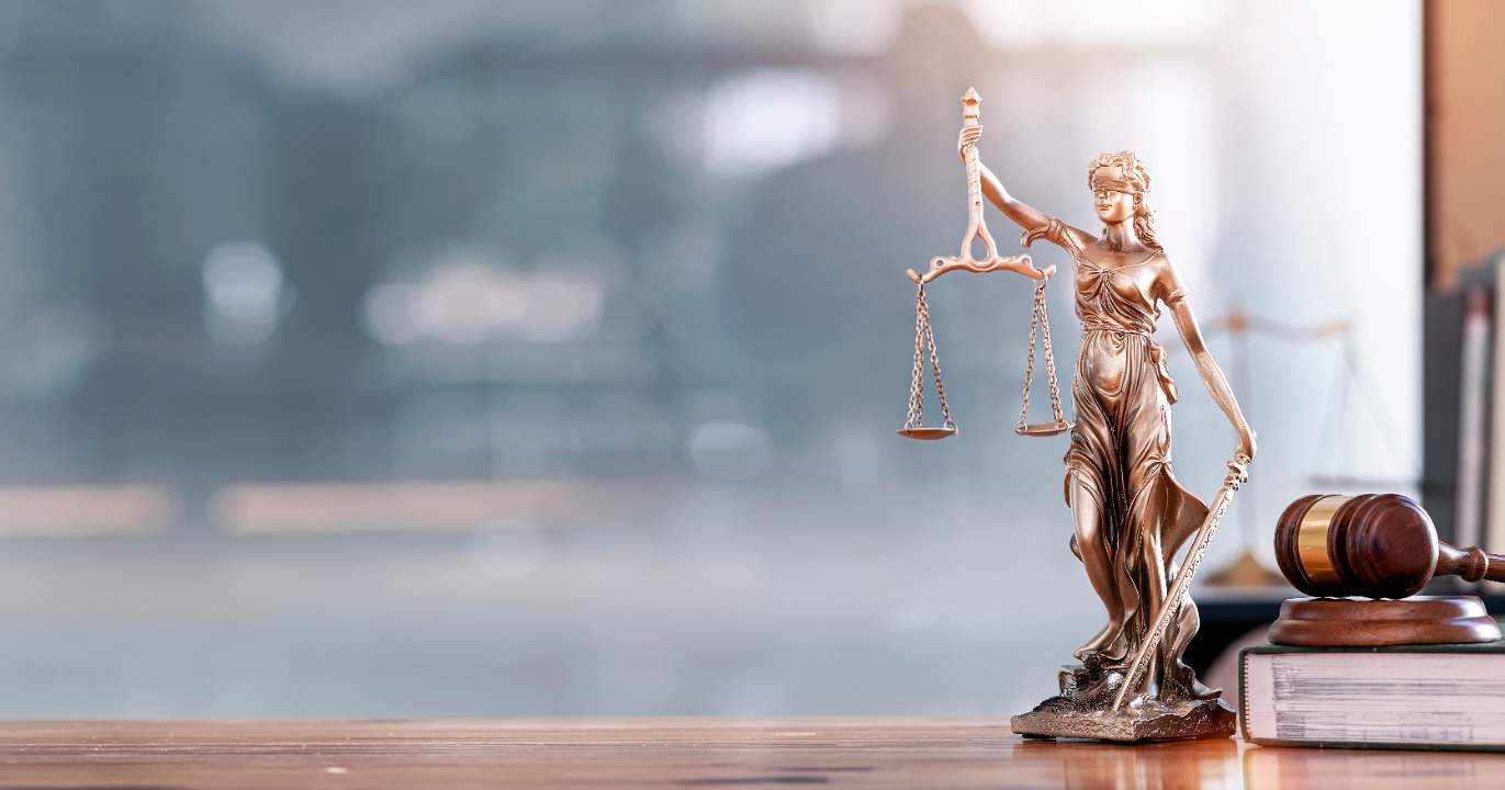 CHRONIQUE : La couronne norvégienne vacille entre Epstein et le tribunal — et Mette-Marit n'a plus nulle part où se cacher