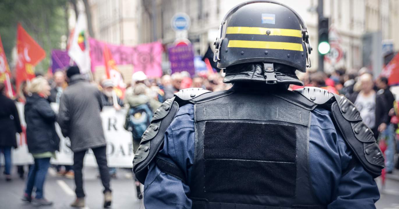 ANALYSE : Un juge résiste au DOJ de Trump sur le 6 janvier — et personne ne comprend pourquoi c'est historique