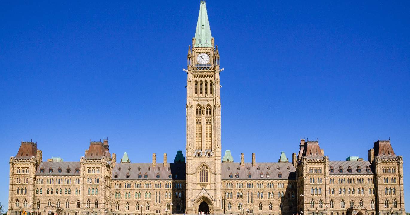 La Colombie-Britannique en éclaireur — quand les provinces prennent les devants