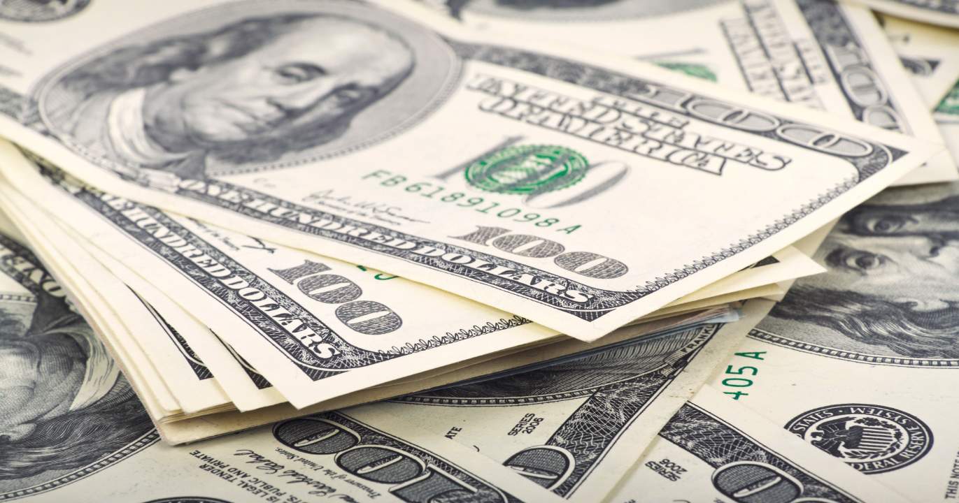 Artemis monte, la science descend — le grand paradoxe Trump