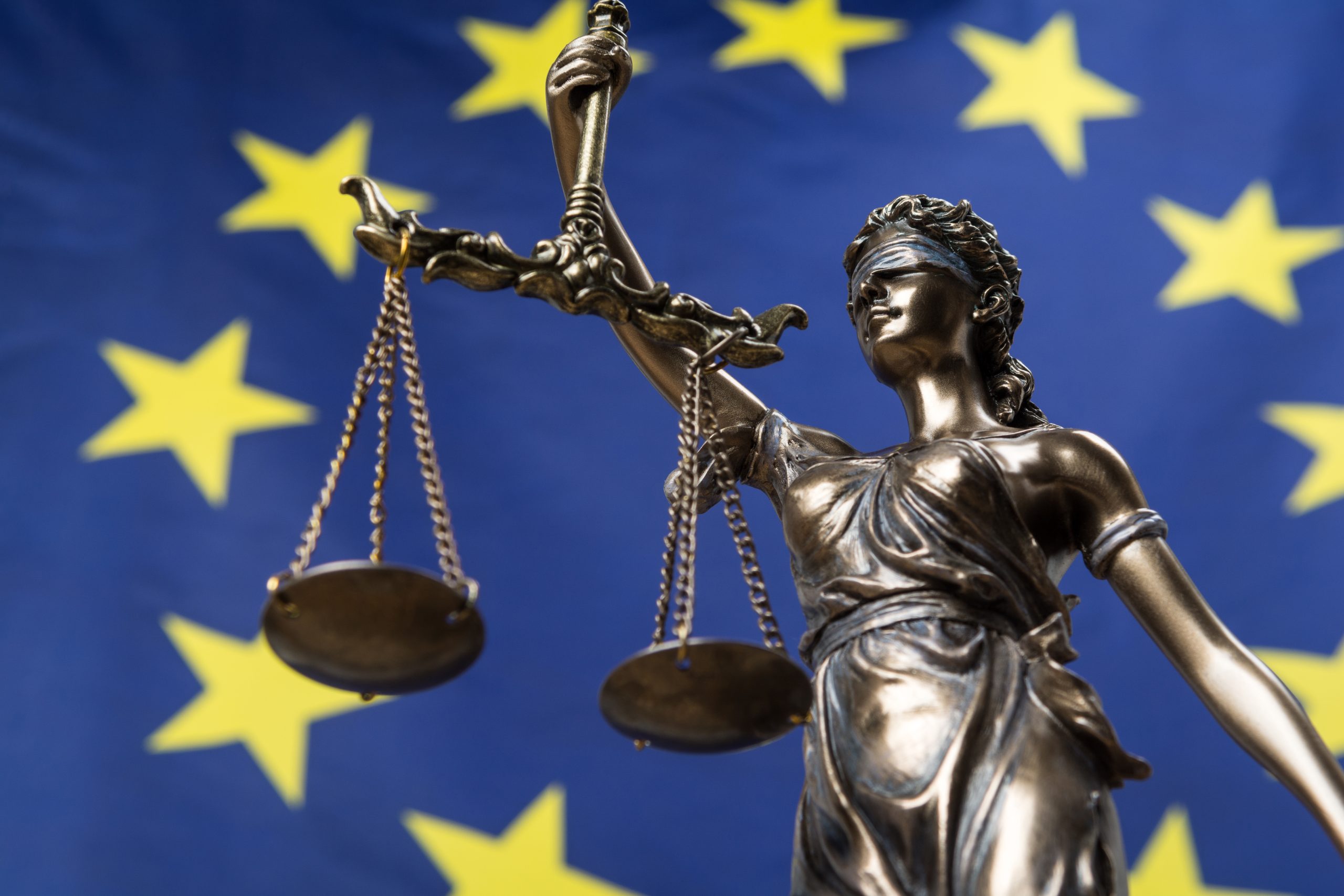 La menace russe ne suspend pas le droit
